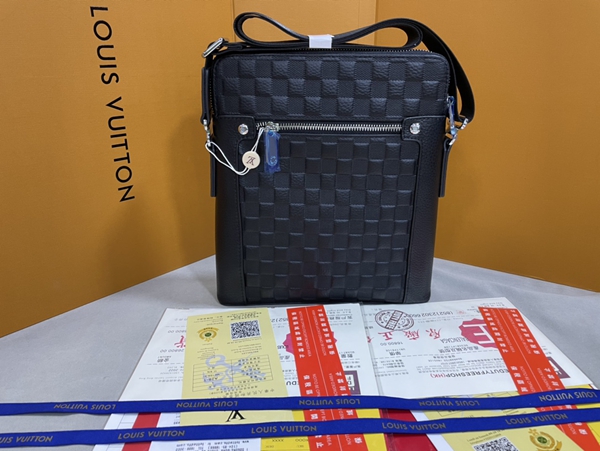 スーパーコピーブランドバッグ背面デザイン